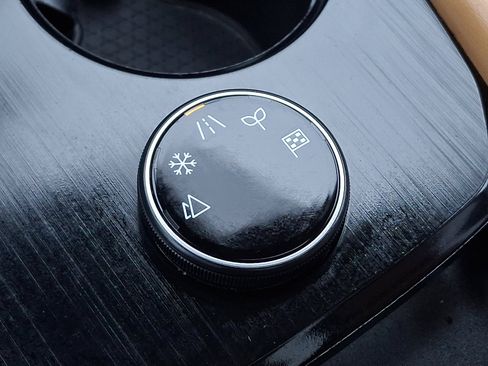 Used 2023 Nissan Rogue Platinum w/ Platinum Premium Package image 26