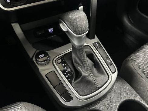 Used 2022 Kia Seltos LX image 24