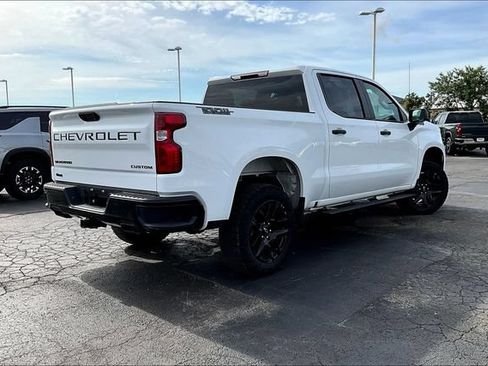 Used 2026 Chevrolet Silverado 1500 Custom Trail Boss w/ Dark Appearance Package AWD/4WD image 4