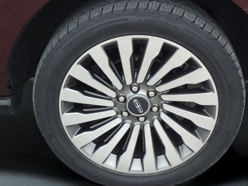 Used 2018 Lincoln Navigator Reserve w/ Technology Package image 9