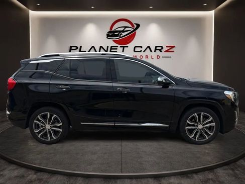 Used 2019 GMC Terrain Denali w/ Advanced Safety Package FWD image 6