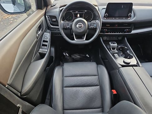 Certified 2023 Nissan Rogue SV w/ SV Premium B Package image 11