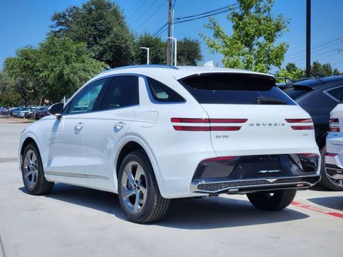 Used 2026 Genesis GV70 2.5T image 4