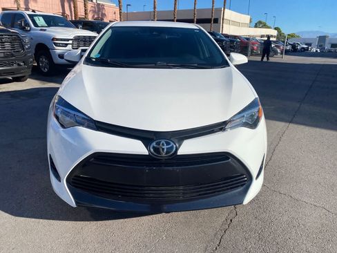 Used 2019 Toyota Corolla LE FWD image 2