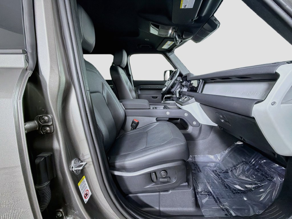 Certified 2023 Land Rover Defender 110 S AWD/4WD image 30