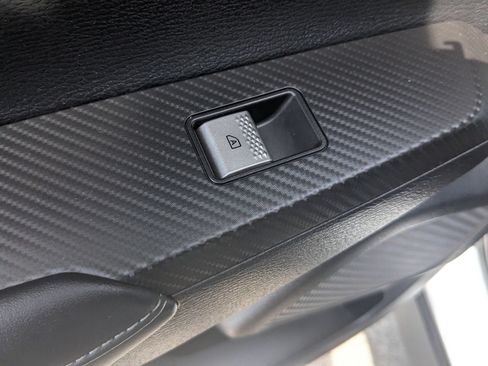 Used 2024 Mitsubishi Outlander SE Black Edition FWD image 31