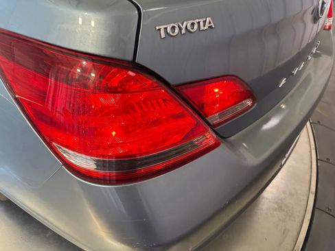 Used 2005 Toyota Avalon Limited FWD image 12