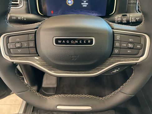 Used 2022 Jeep Wagoneer Series II w/ Premium Group I image 18