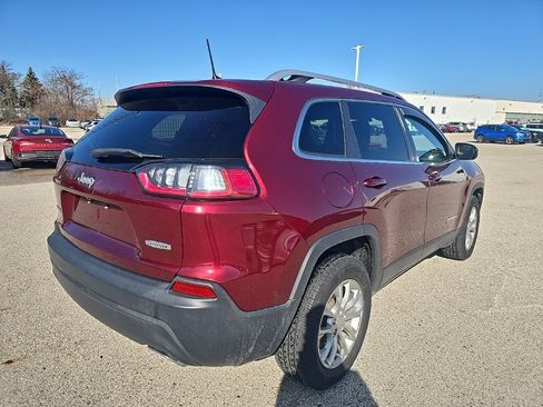 Used 2019 Jeep Cherokee Latitude w/ Popular Appearance Group image 3