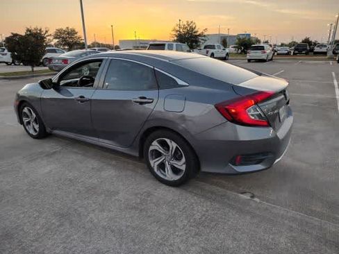 Used 2019 Honda Civic LX image 3