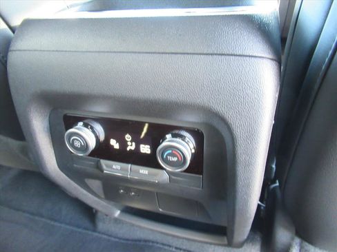 Used 2025 Buick Enclave Sport Touring image 15