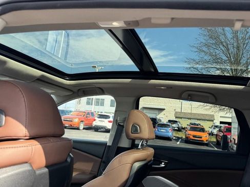 Used 2024 Acura RDX w/ Technology Package image 11