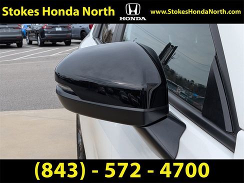 Used 2024 Honda HR-V Sport image 12