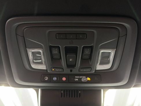 Used 2026 GMC Sierra 3500 Denali Ultimate AWD/4WD image 36