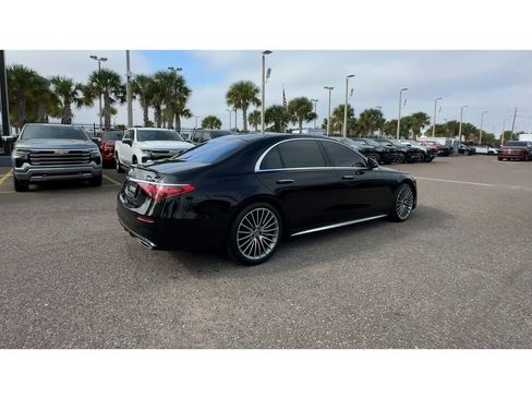 Used 2022 Mercedes-Benz S 500 4MATIC image 2