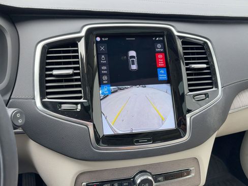 Certified 2023 Volvo XC90 B6 Ultimate image 24