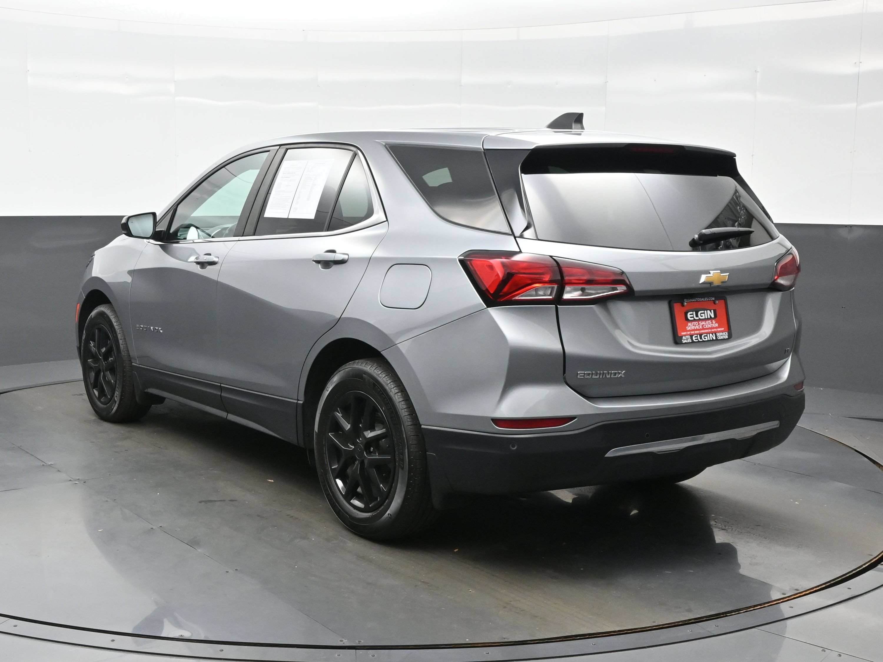 Used 2024 Chevrolet Equinox LT w/ LPO, Floor Liner Package FWD image 4