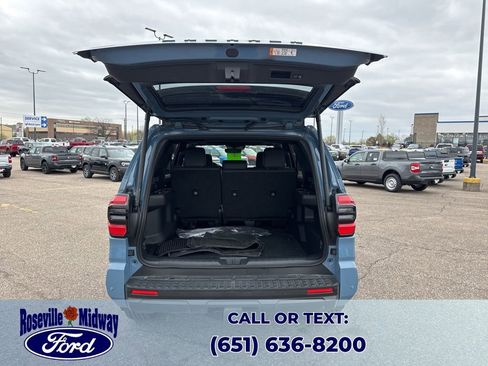 Used 2025 Toyota 4Runner TRD Off-Road Premium AWD/4WD image 39