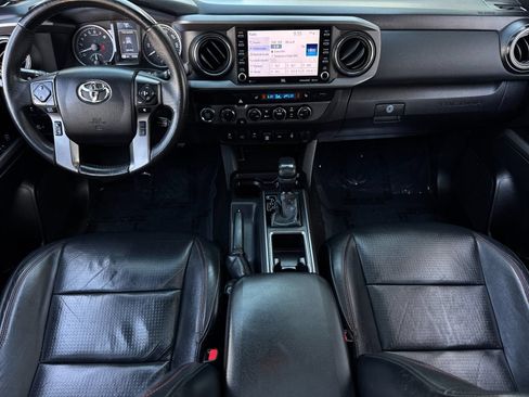 Used 2021 Toyota Tacoma TRD Pro AWD/4WD image 12