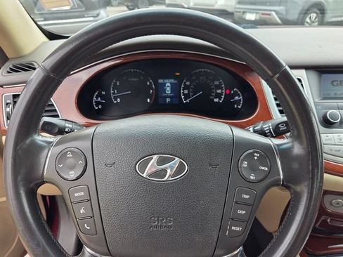Used 2012 Hyundai Genesis 3.8 RWD image 23