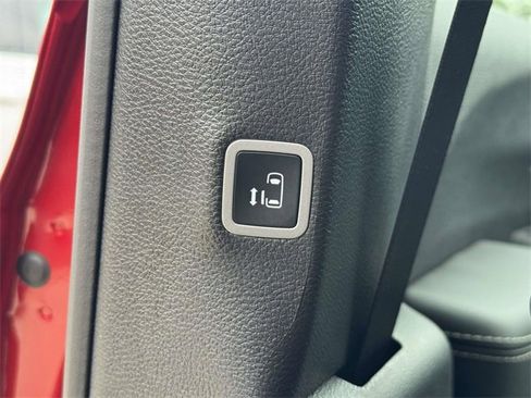 New 2026 Chrysler Pacifica Select w/ S Appearance Package image 36