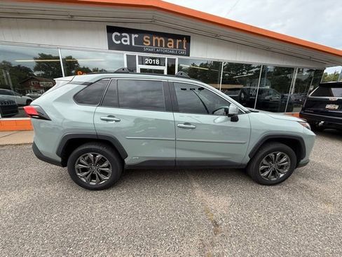 Used 2022 Toyota RAV4 XLE Premium AWD/4WD image 8