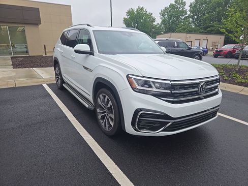 Used 2021 Volkswagen Atlas SEL Premium AWD/4WD image 3