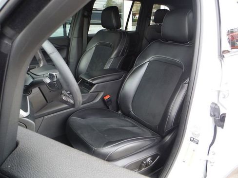Certified 2024 Jeep Grand Cherokee Altitude AWD/4WD image 16