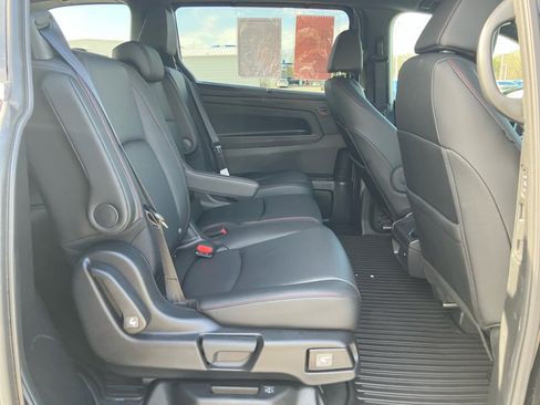 Certified 2025 Honda Odyssey Sport-L image 33