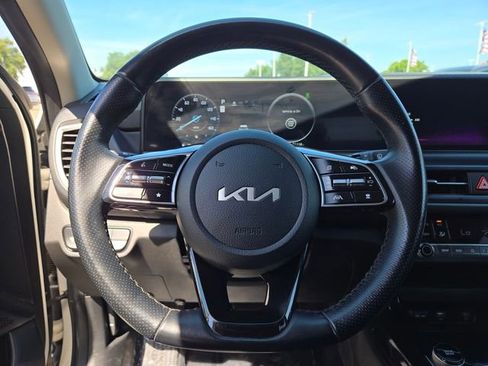 Certified 2024 Kia Seltos SX AWD/4WD image 23