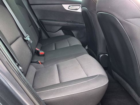 Used 2024 Kia Forte LX FWD image 7