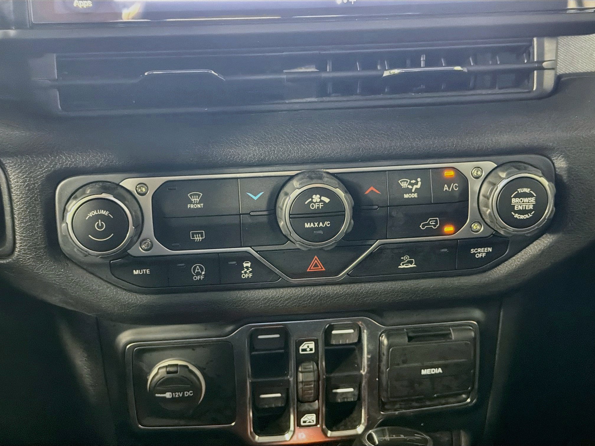 Used 2024 Jeep Gladiator Sport AWD/4WD image 22