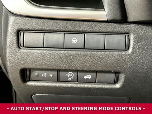 Certified 2025 Nissan Rogue SV FWD image 35
