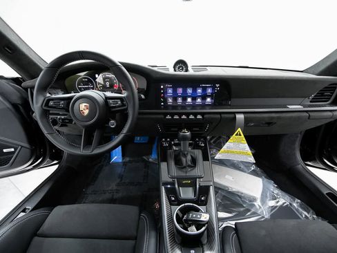 New 2026 Porsche 911 GT3 image 13