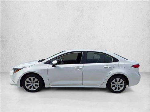 Used 2020 Toyota Corolla LE FWD image 8