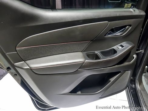 Certified 2023 Chevrolet Traverse RS image 34