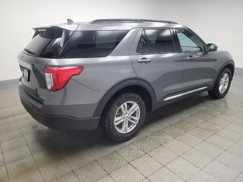Used 2022 Ford Explorer XLT image 10