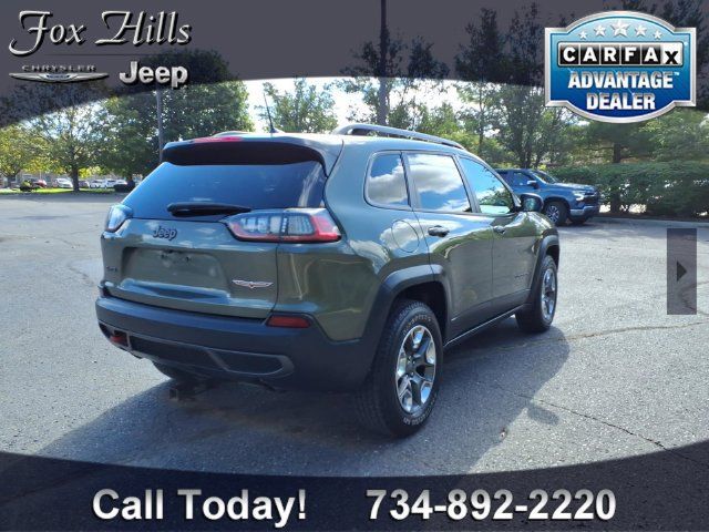 Used 2019 Jeep Cherokee Trailhawk AWD/4WD image 9
