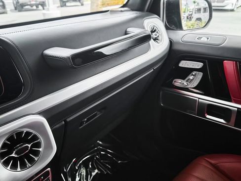 Used 2024 Mercedes-Benz G 63 AMG 4MATIC image 39