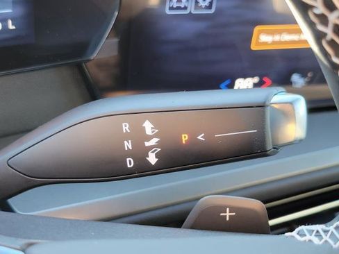 New 2026 Chevrolet Traverse LT w/ Sun and Wheel Package image 16