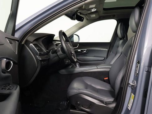 Used 2020 Volvo XC90 T8 Momentum w/ Protection Package Premier image 10