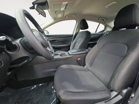Used 2025 Nissan Sentra S FWD image 9