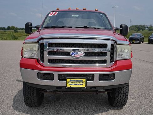 Used 2005 Ford F350 XLT AWD/4WD image 2