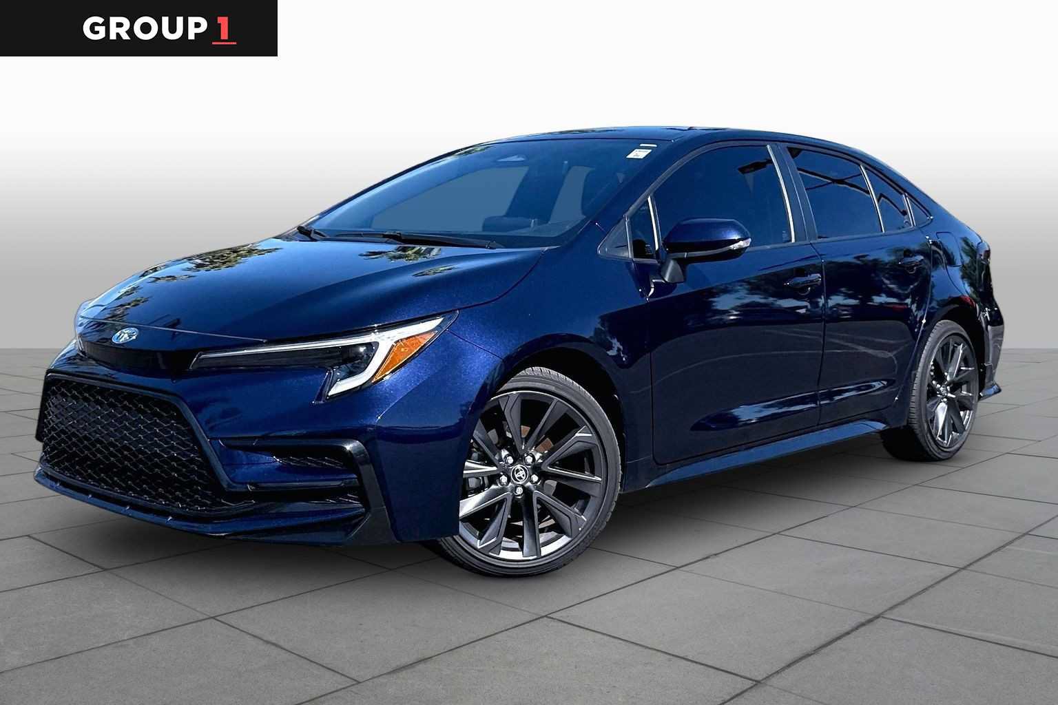 Used 2025 Toyota Corolla SE FWD image 1