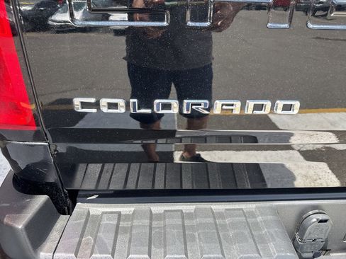Used 2021 Chevrolet Colorado LT w/ LT Convenience Package AWD/4WD image 52
