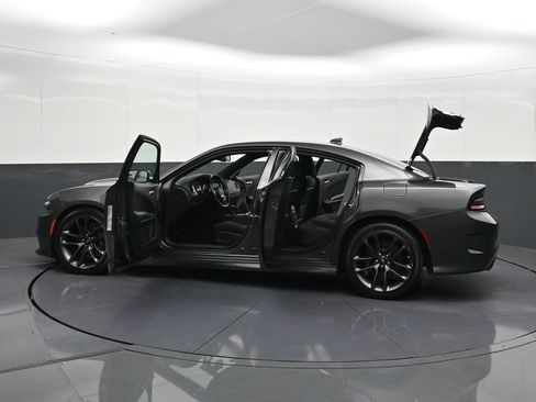 Used 2022 Dodge Charger Scat Pack RWD image 39