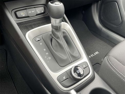 New 2026 Hyundai Venue SEL image 17