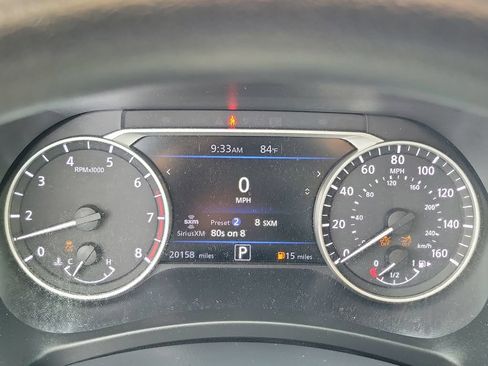 Used 2024 Nissan Sentra SV FWD image 24