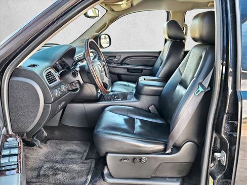 Used 2011 GMC Sierra 2500 Denali AWD/4WD image 15