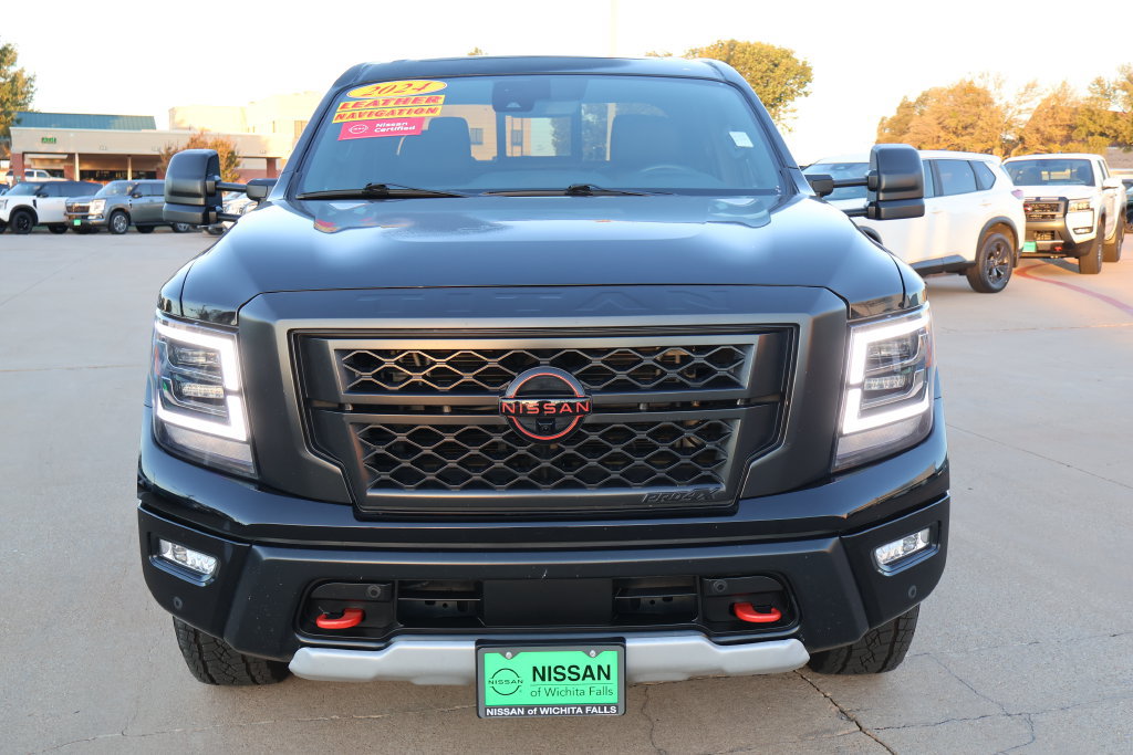 Used 2024 Nissan Titan PRO-4X w/ Pro-4x Convenience Package AWD/4WD image 5